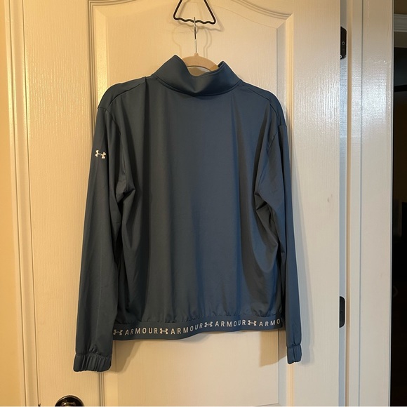 under armor running jacket - Picture 3 of 3